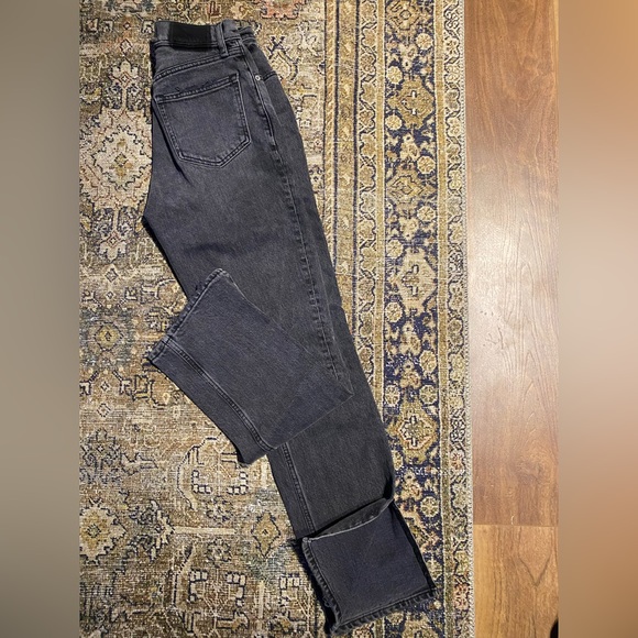 Abercrombie Ultra High Rise 90s Straigh Jeans - Picture 4 of 4